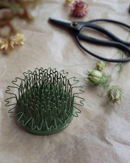 Blue Ribbon Hairpin Holder -kukkasiili