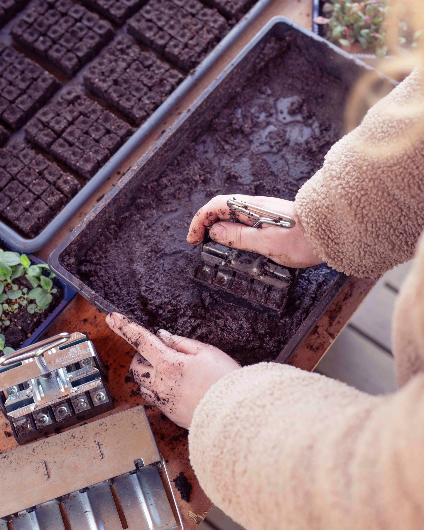 Soil Blocker Micro 20