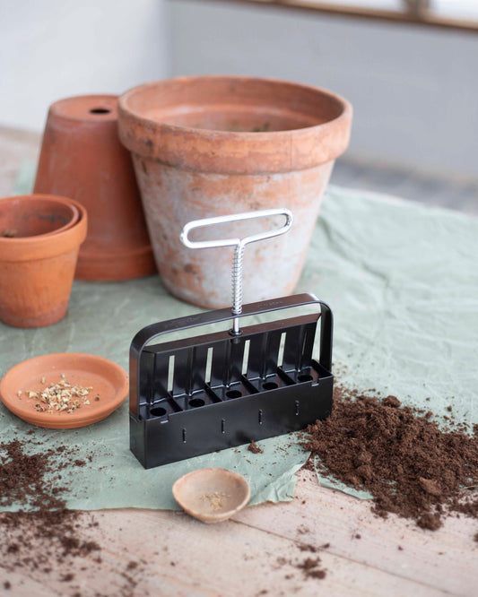 Soil Blocker Mini 5 musta